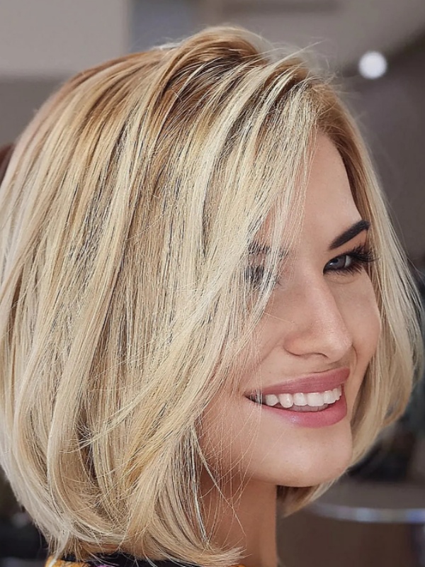 Perruques Blondes Coupe Au Carré Cheveux Humains Remy Longueur Menton 12" Raides