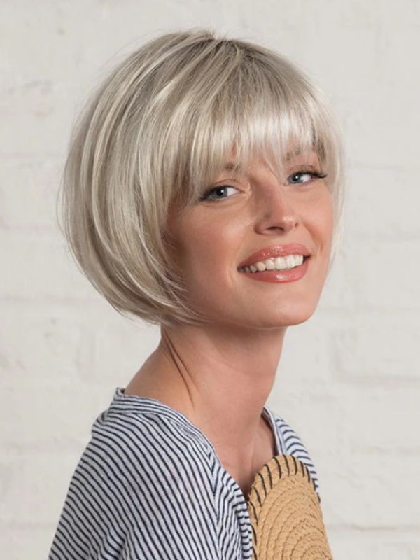 Perruque Synthétique Courte Et Lisse Avec Frange Sans Bonnet