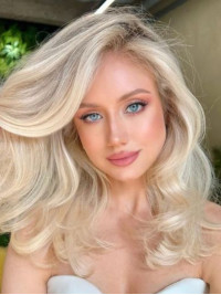 Perruques Synthétiques Blondes Platine Longues Et Superposées Avec Dentelle Frontale De 16"