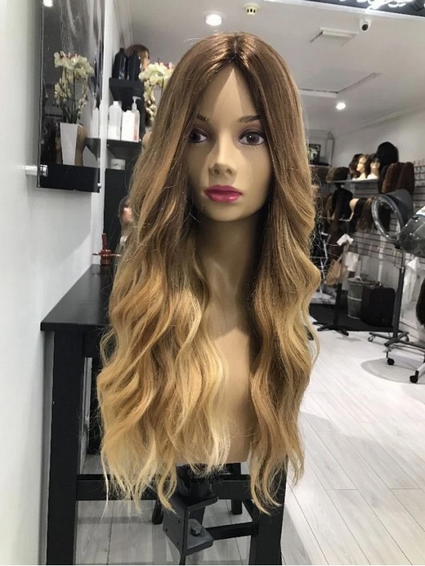 Ombre Moyennescheitel Longue Ondulée Capless 100% Cheveux Naturels Remy Perruques Avec une frange latérale 24 Inches