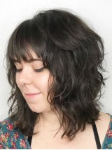 Layered Moyenne Ondulée Capless Cheveux Naturels Remy Avec Des Franges