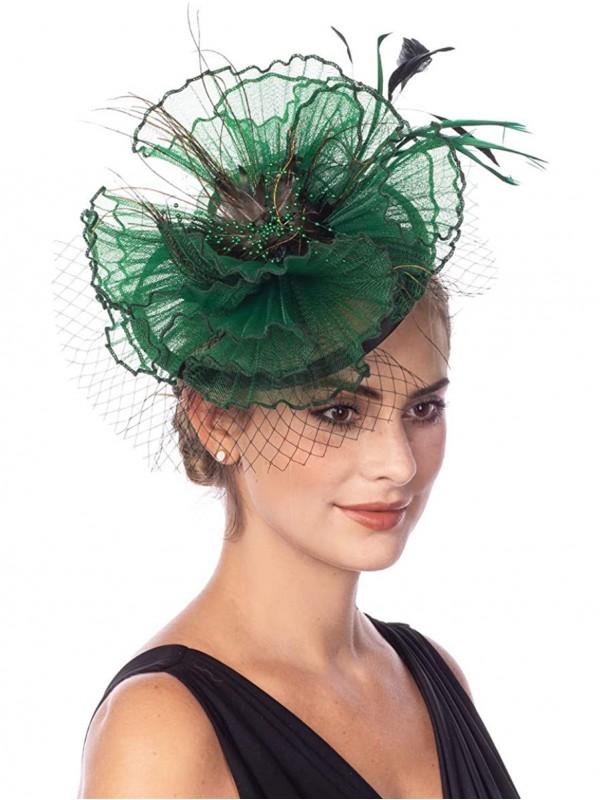 Chapeau de bibi vert Sinamay plumes de maille de fleur sur un bandeau et un clip chapeaux de fête de thé pour filles et femmes